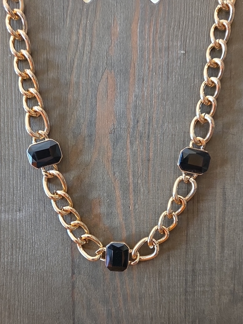 Vintage Trifari? Statement Peice